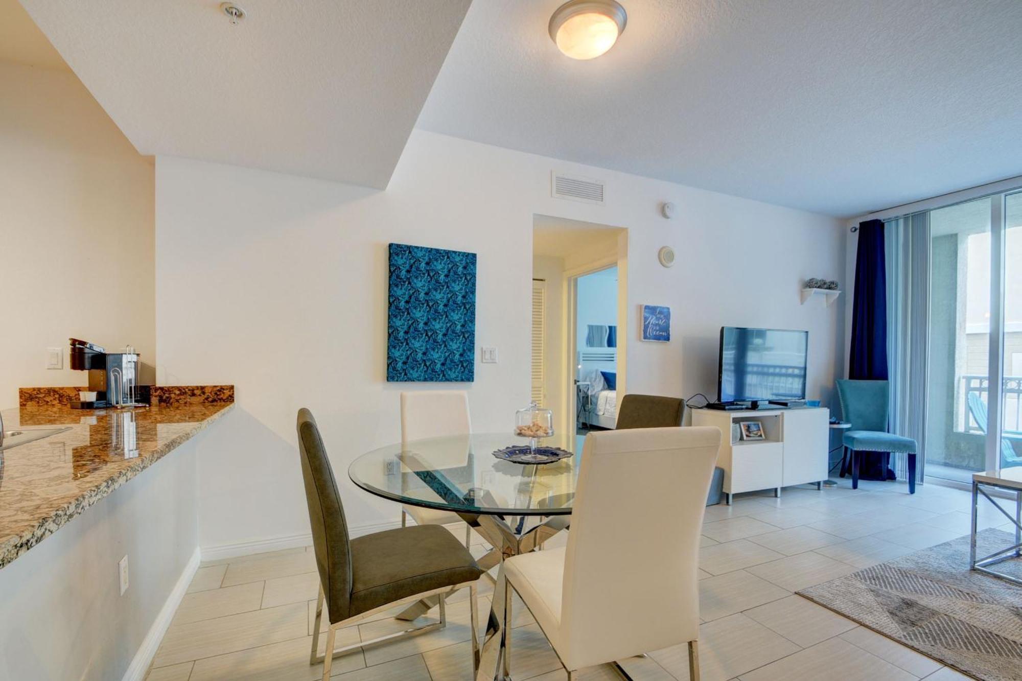 Amazing One-Bedroom In Casa Costa!Beach Pass Inc! Бойнтон-Бич Экстерьер фото